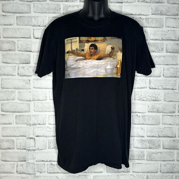 Scarface Graphic Tee Size Large - Picture 1 of 3